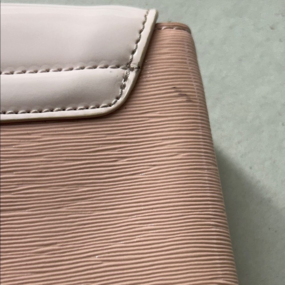 🖤Ted Baker Pink Clutch with Metallic Bow - Picture 16 of 16